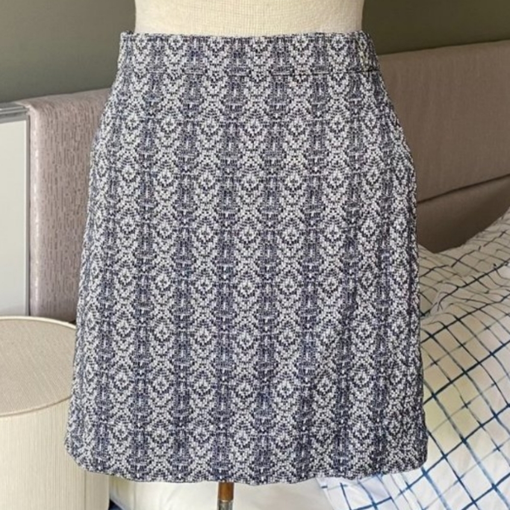 J. Crew Mini Skirt in Mosaic Print 💙